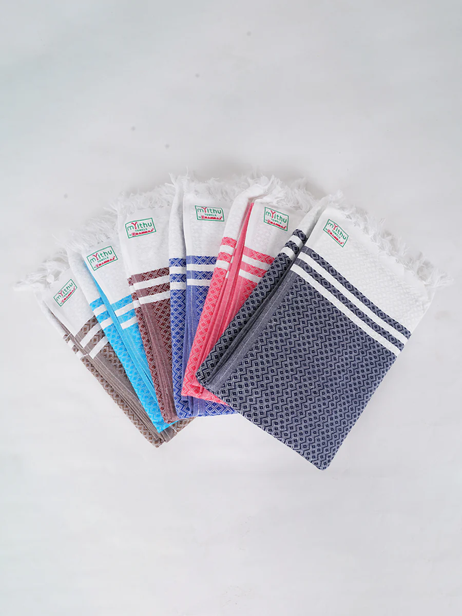 100% Cotton Bath Towel with Assorted Colour Diamond Plus - Image 2