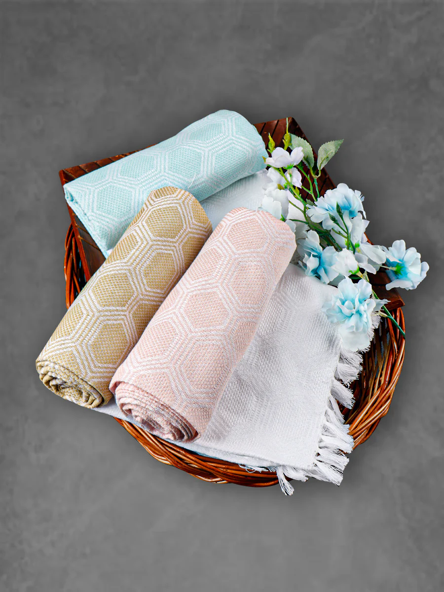 100% Cotton Self Designed Bath Towel Signature 1059