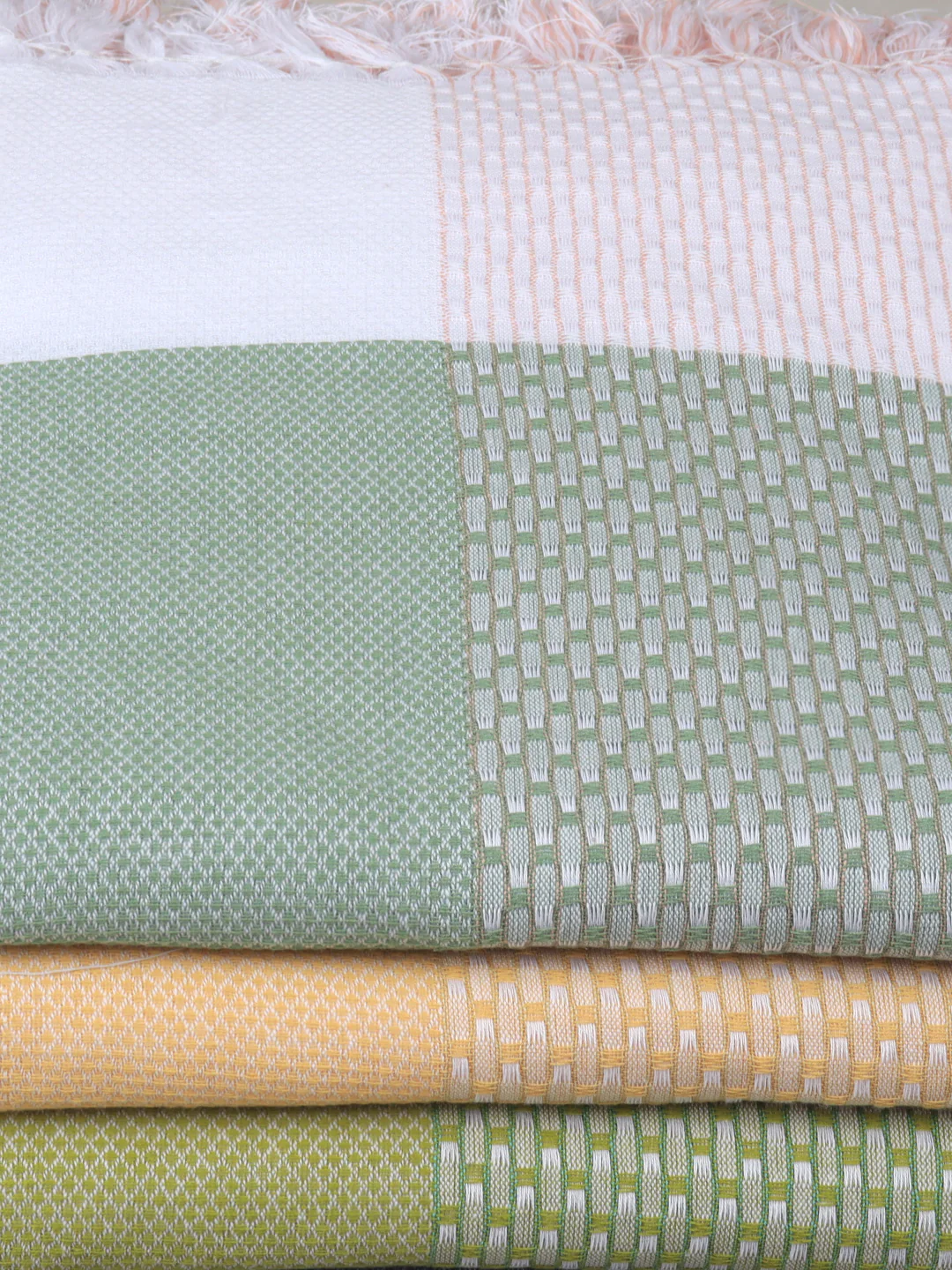 100% Cotton Self Designed Signature Bath Towel Pack of 2 1149 - Image 4