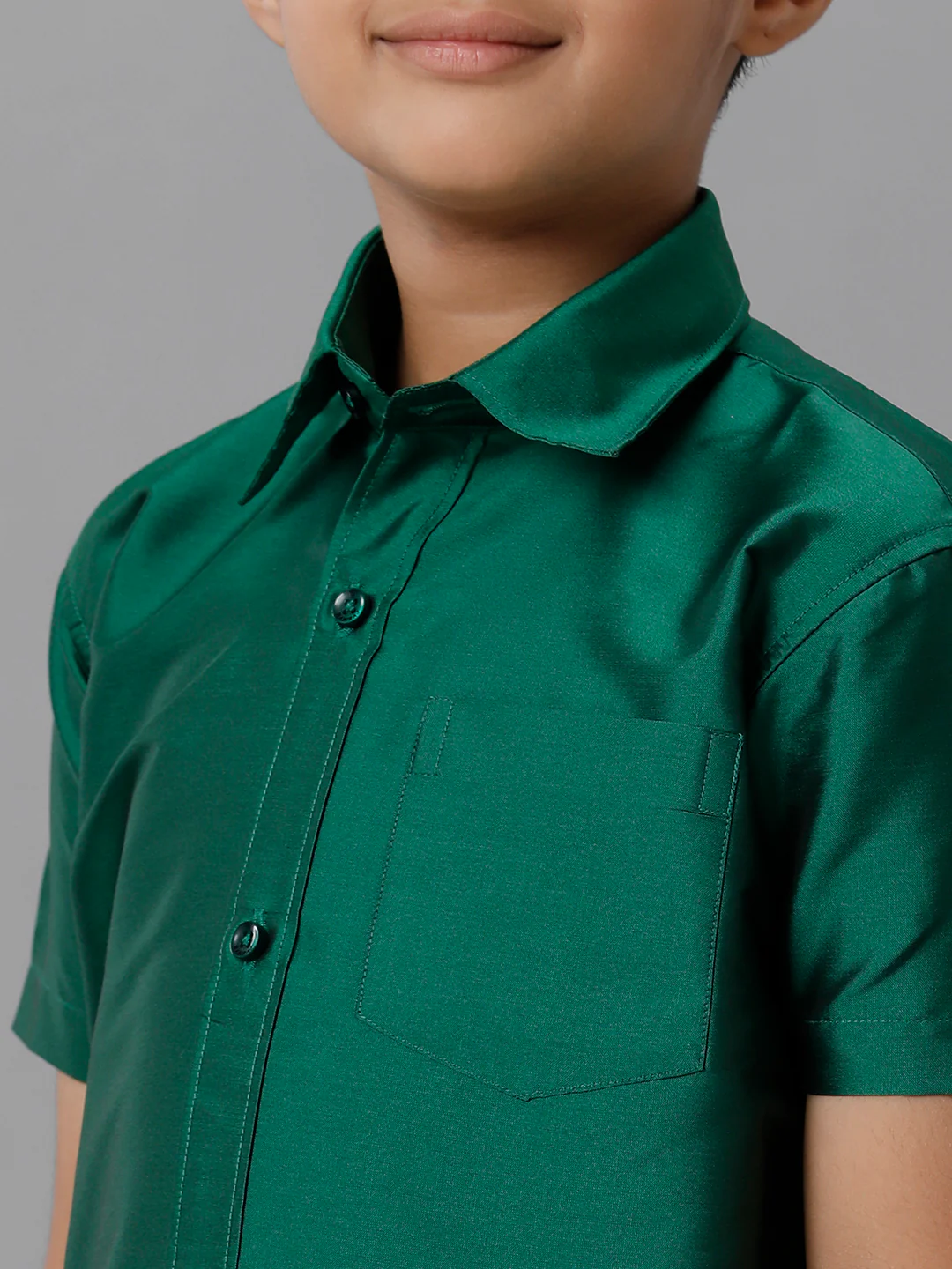 Boys Dark Green Half Sleeves Shirt with Cream Panchakacham Set K9 - Image 5