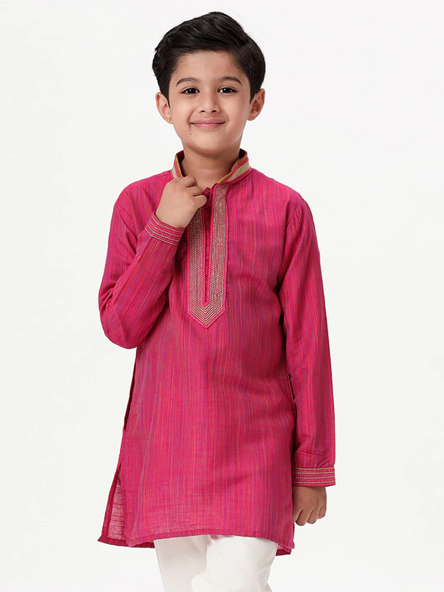 Boys Emerald Full Sleeves Dark Pink Kurta - Image 2
