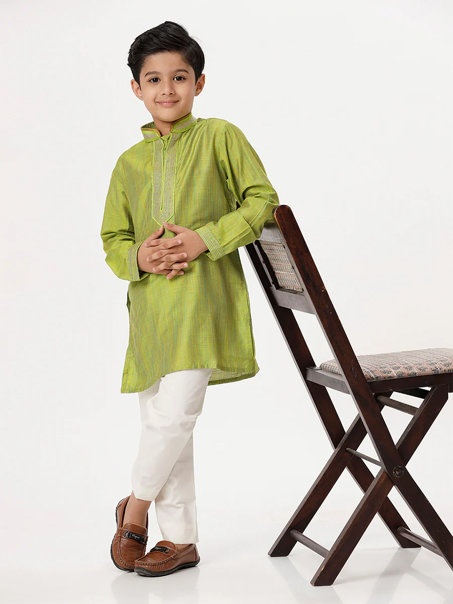 Boys Emerald Full Sleeves Parrot Green Kurta - Image 3
