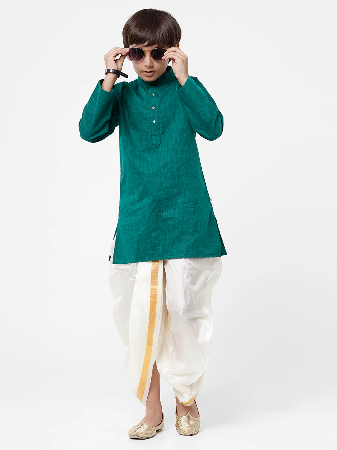 Boys Green Kurta & Art Silk Cream Panchakacham Set - Image 3