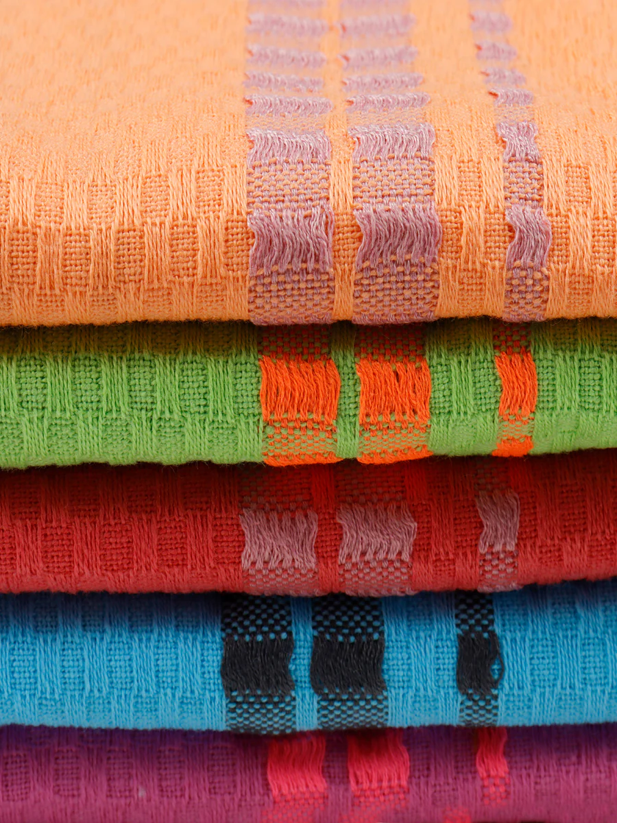 Cotton Assorted Colour Bath Towel Chariot - Image 8