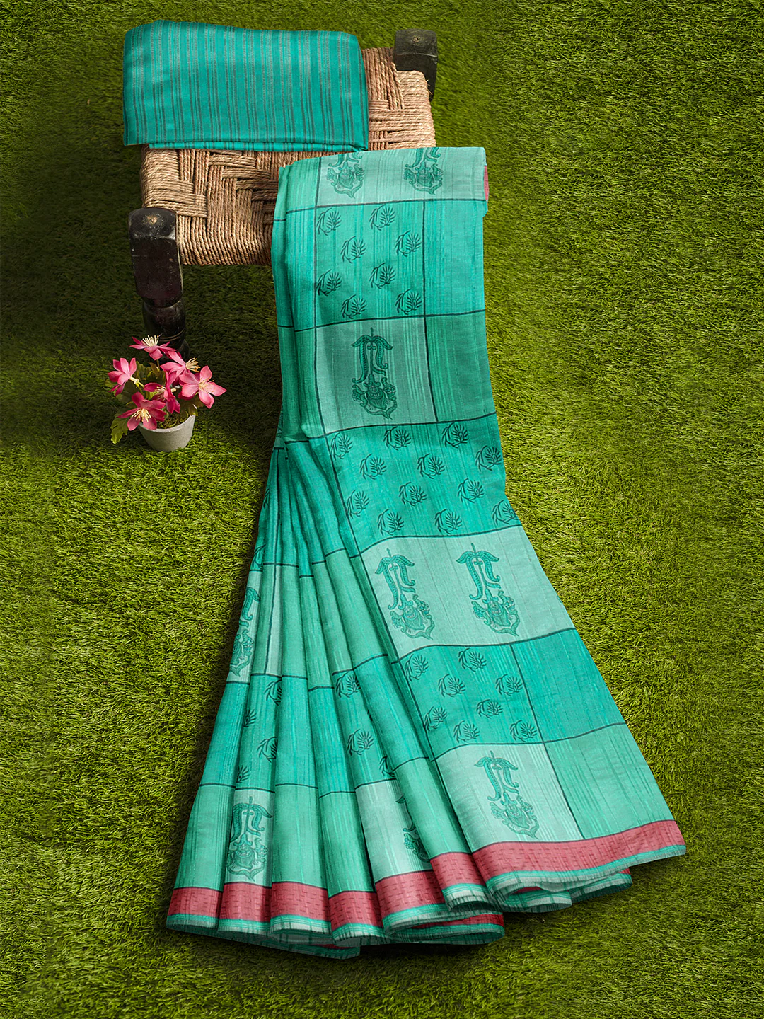 Couple Combo Shirt & Dhoti Set with Saree Green ST297 - Image 6
