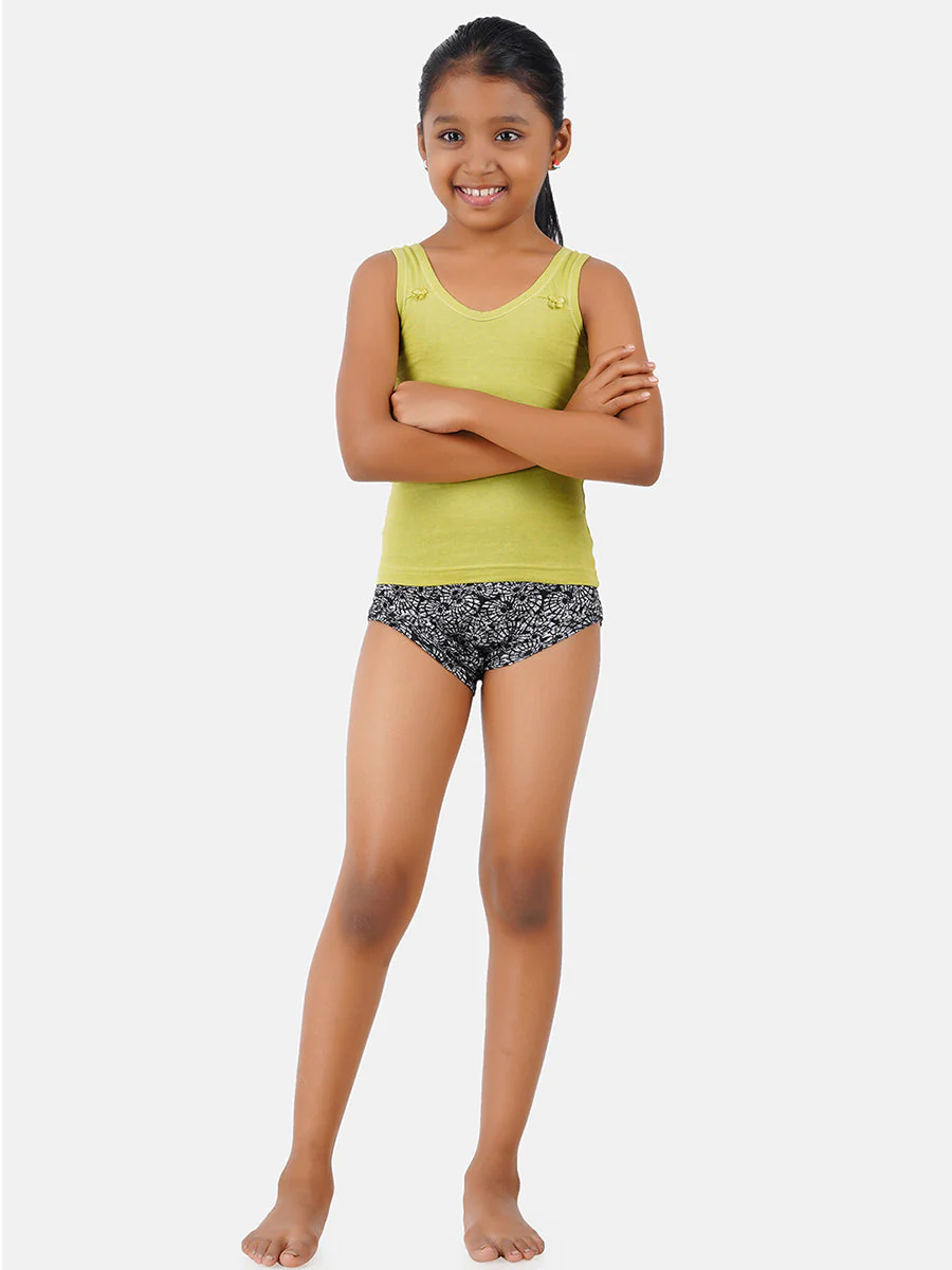 Girl's Assoretd Colour Printed Lutty Panties (4 PCs Pack) - Image 3