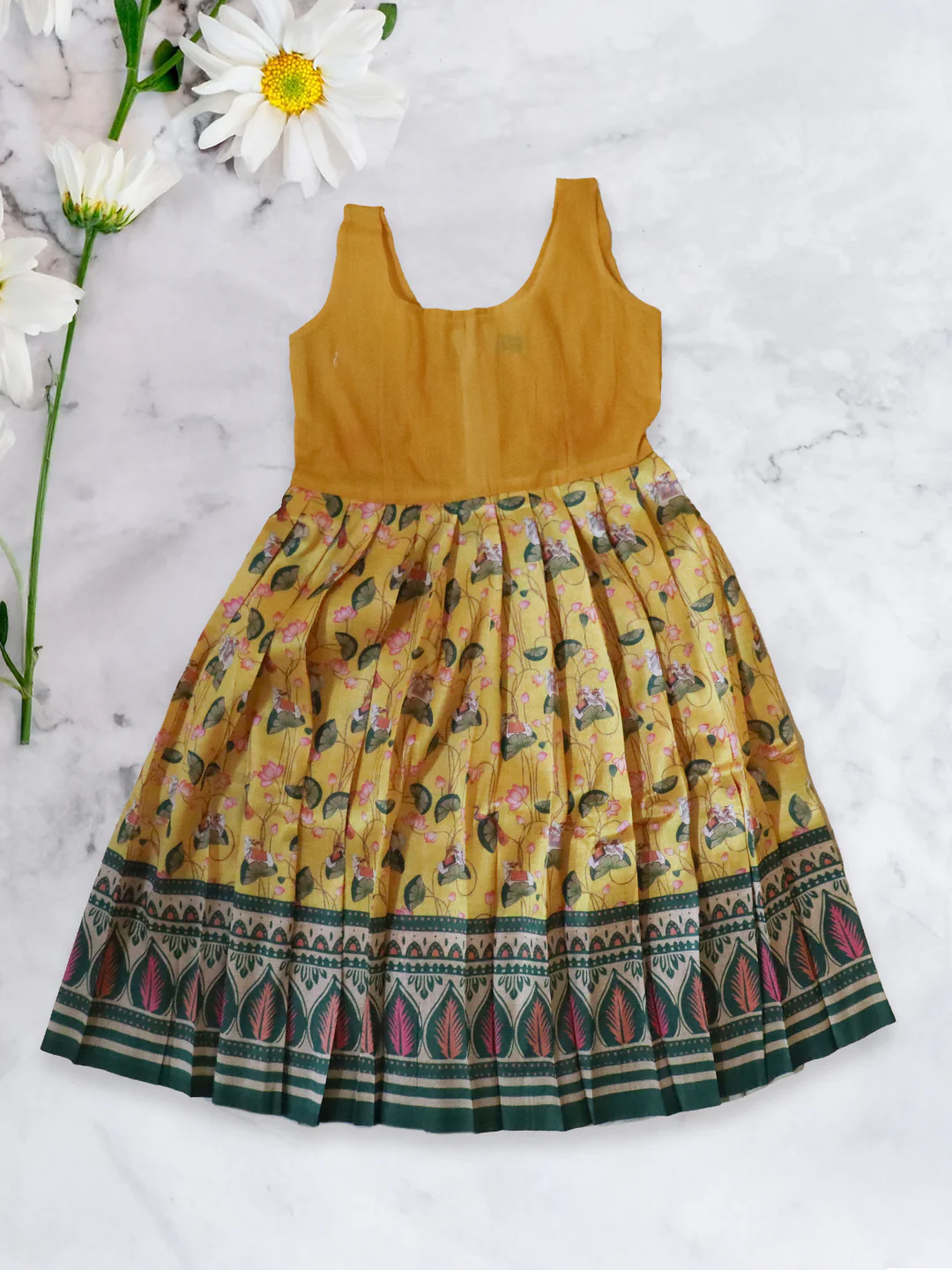 Girls Traditional Skirt Set Green with Yellow GPS25 - Image 3