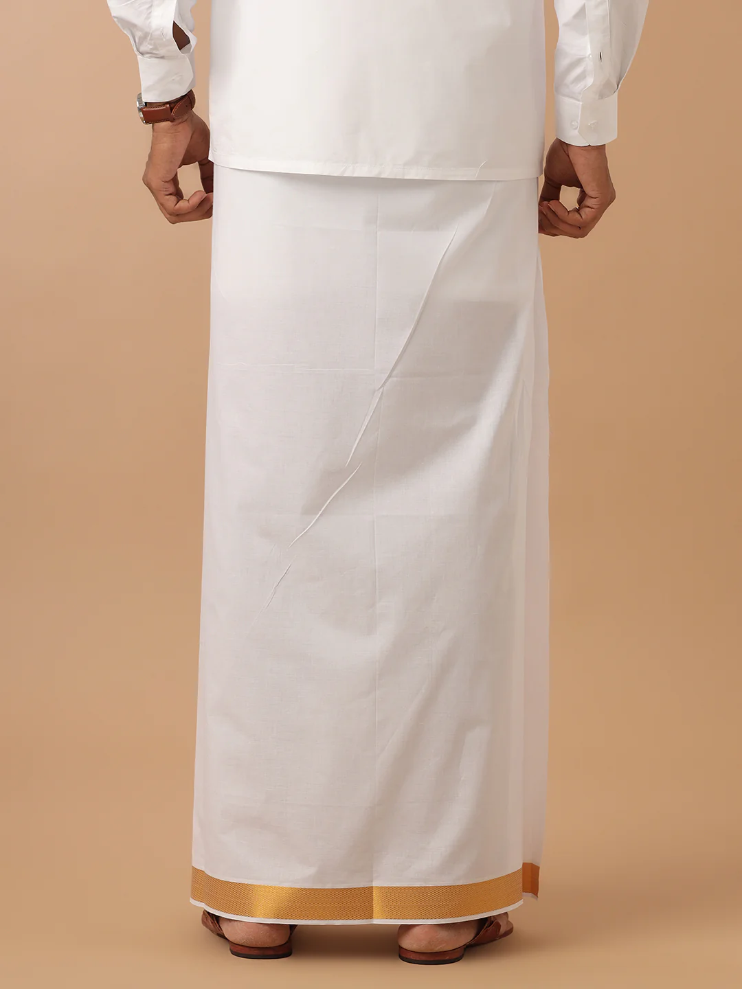 Men 100% Cotton Single Layer White Dhoti with 1 1/2" Gold Jari Border Aruthra - Image 3