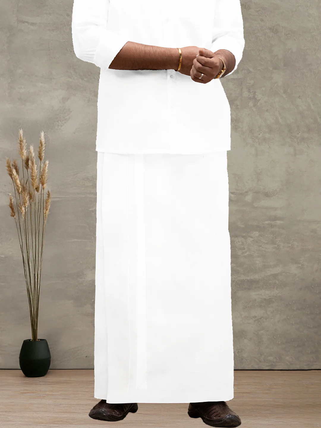 Men 100% Cotton Paramas Single Layer Dhoti Luxury Club