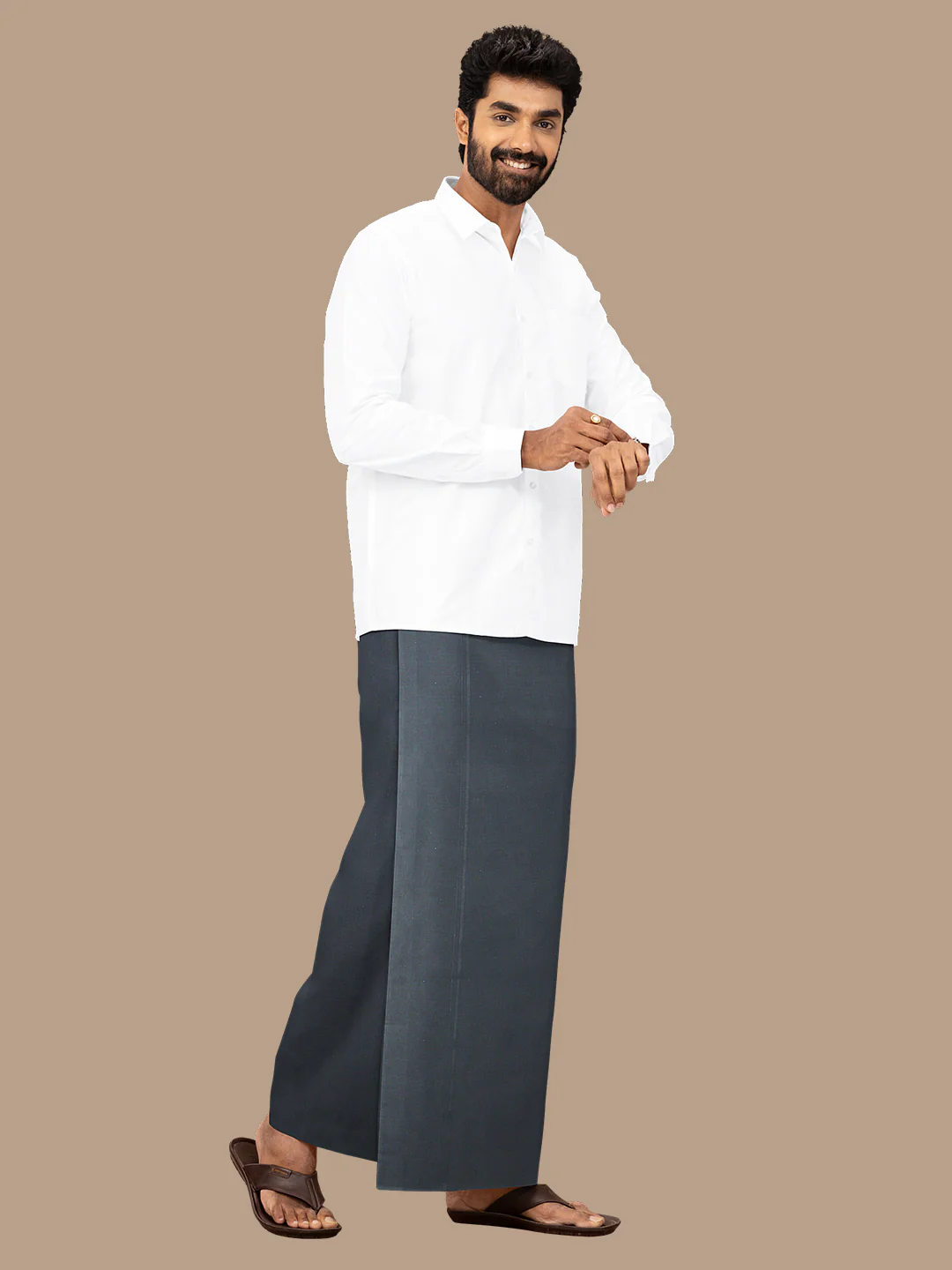 Men 100% Cotton Single Layer Dark Cement Dhoti with Assorted Border Poojan Paramas - Image 5
