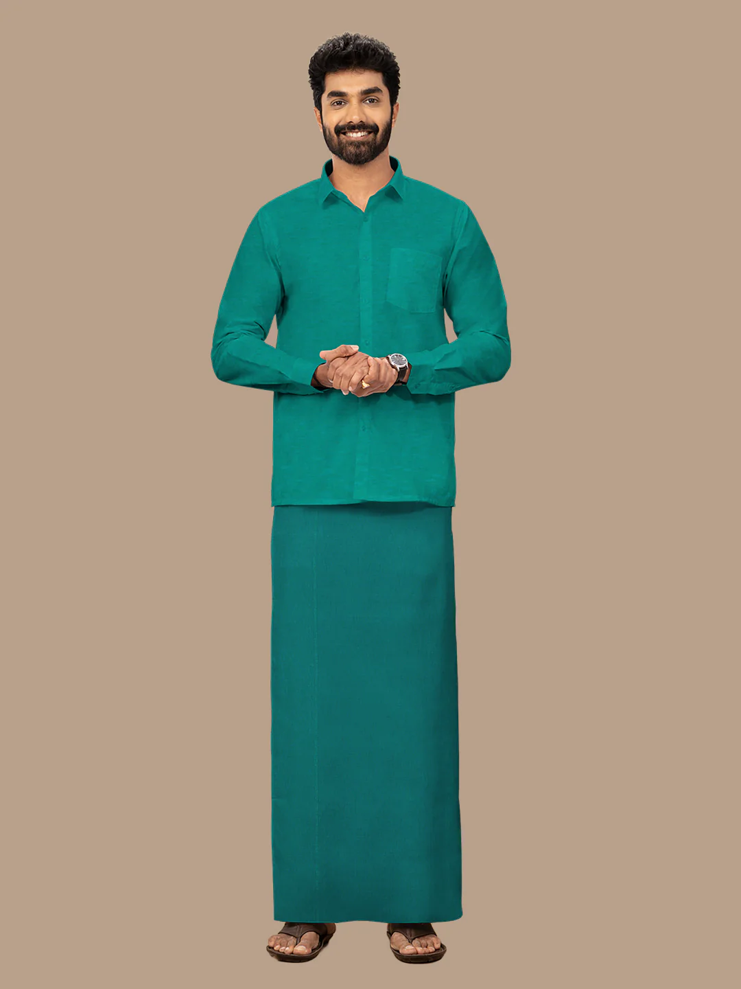 Men 100% Cotton Single Layer Green Dhoti with Assorted Border Poojan Paramas - Image 3