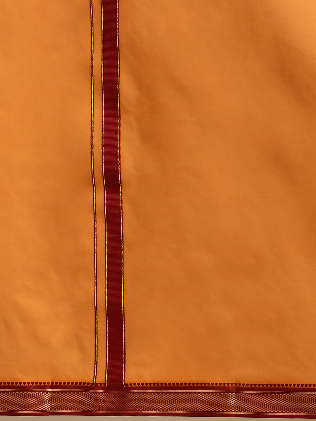 Men 100% Cotton Single Layer Kaavi Dhoti & Towel Set with Mayilkhan Border Brindhavan - Image 4