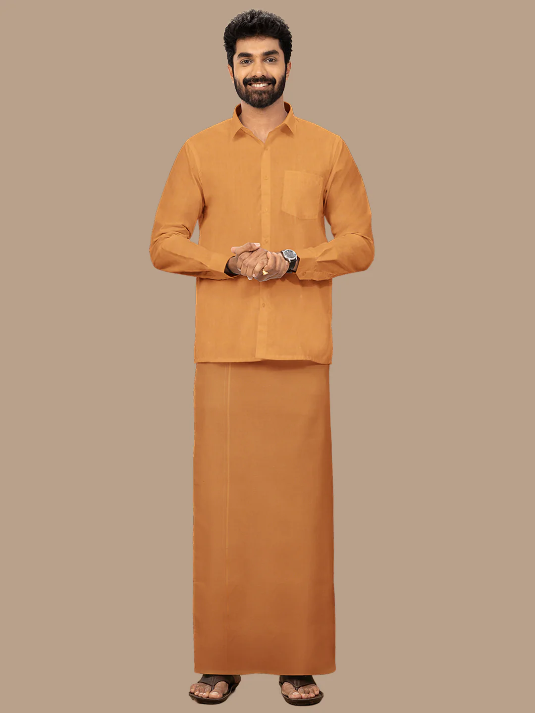 Men 100% Cotton Single Layer Kaavi Dhoti with Assorted Border Poojan Paramas - Image 4