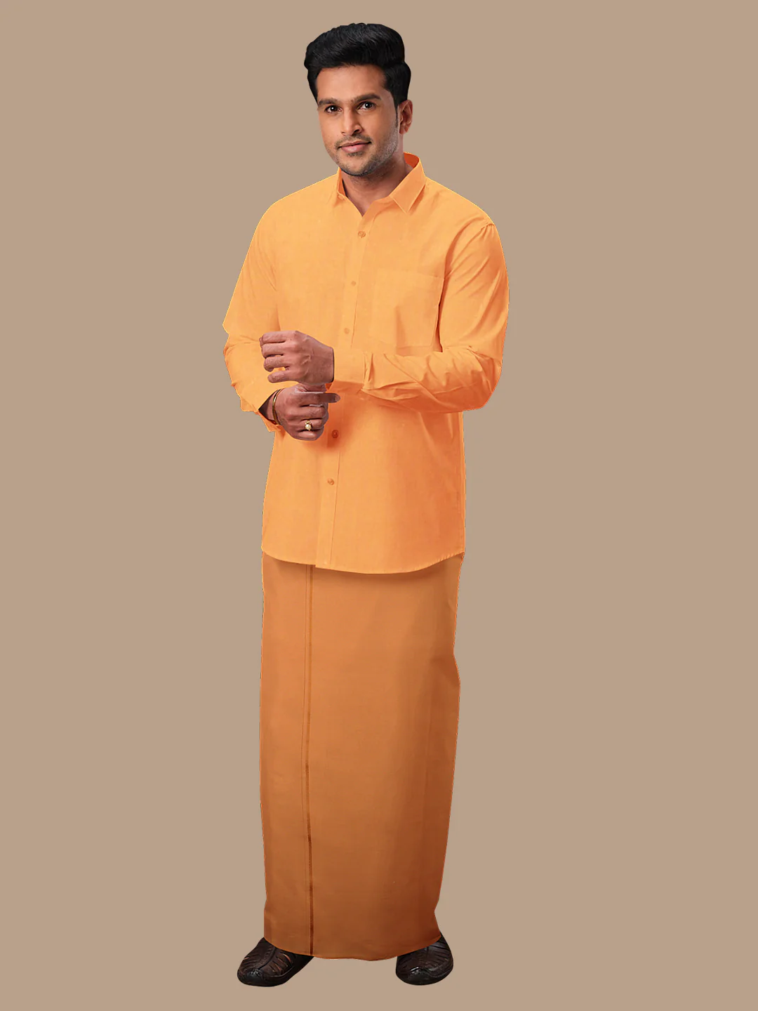 Men 100% Cotton Single Layer Kaavi Dhoti with Assorted Border Poojan SB - Image 5