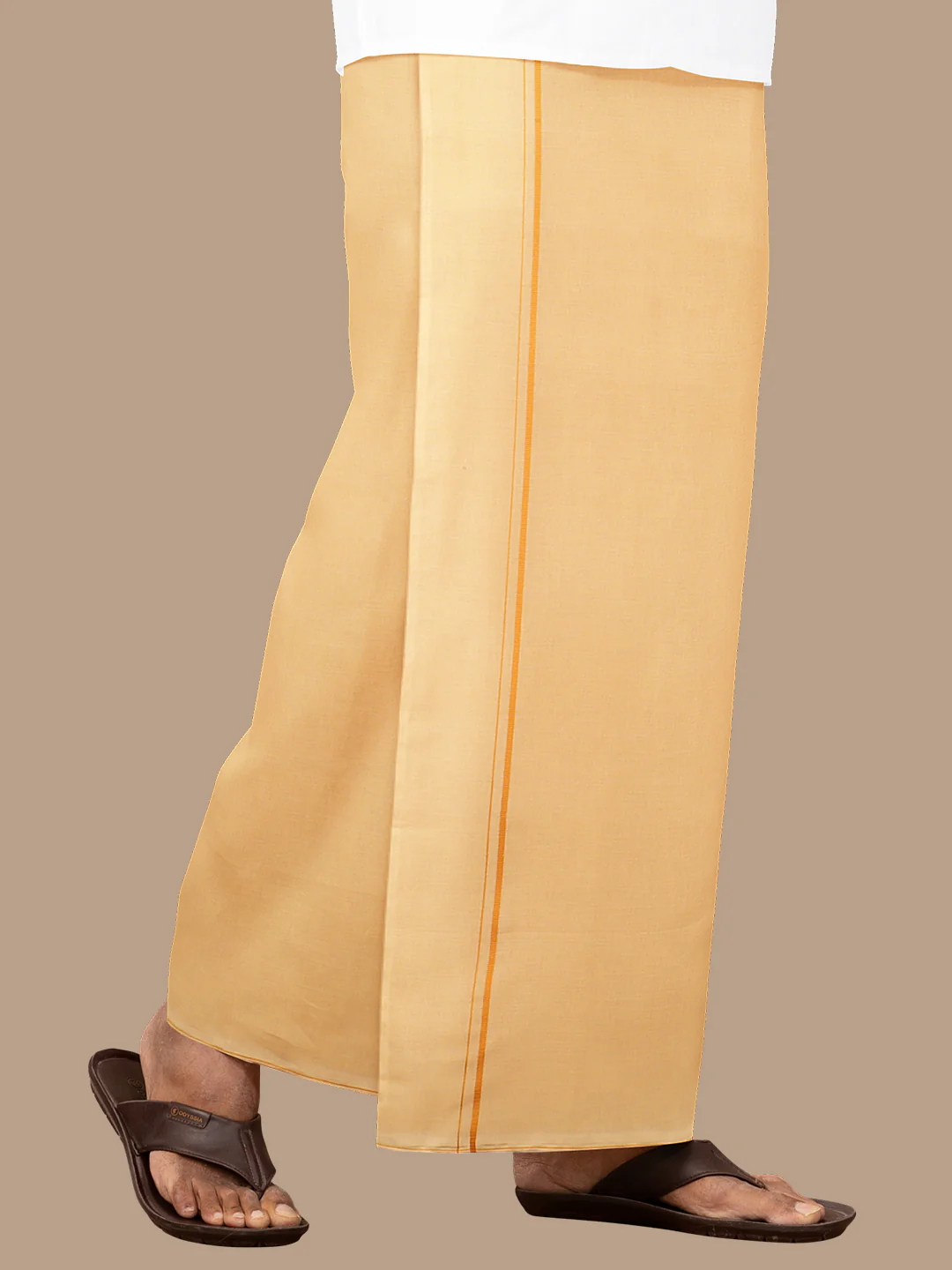 Men 100% Cotton Single Layer Light Kaavi Dhoti with Assorted Border Poojan SB - Image 4