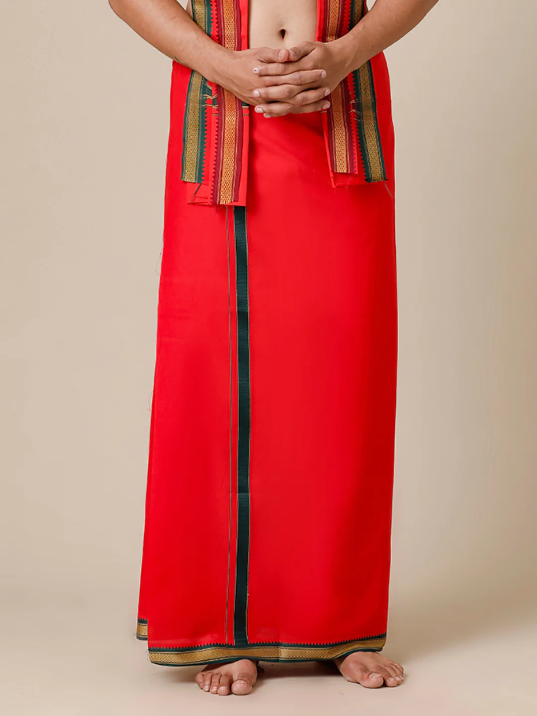 Men 100% Cotton Single Layer Red Dhoti with Mayilkhan Border Brindhavan