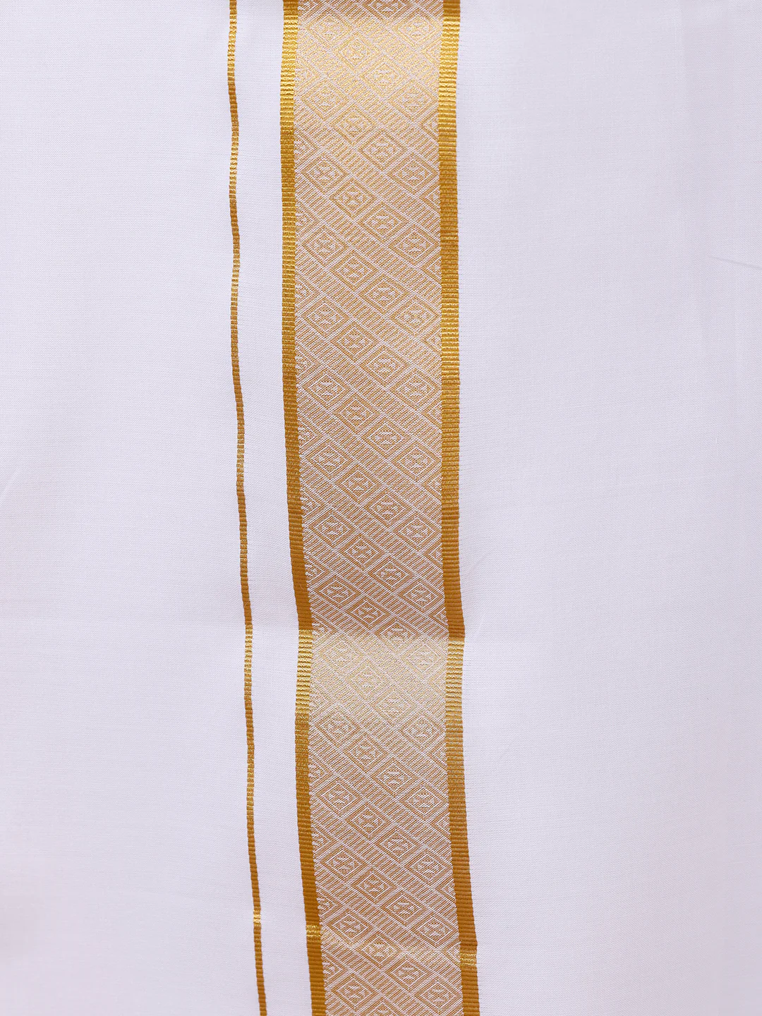 Men 100% Cotton Single Layer White Dhoti with Gold Jari Border Aura 365 - Image 2