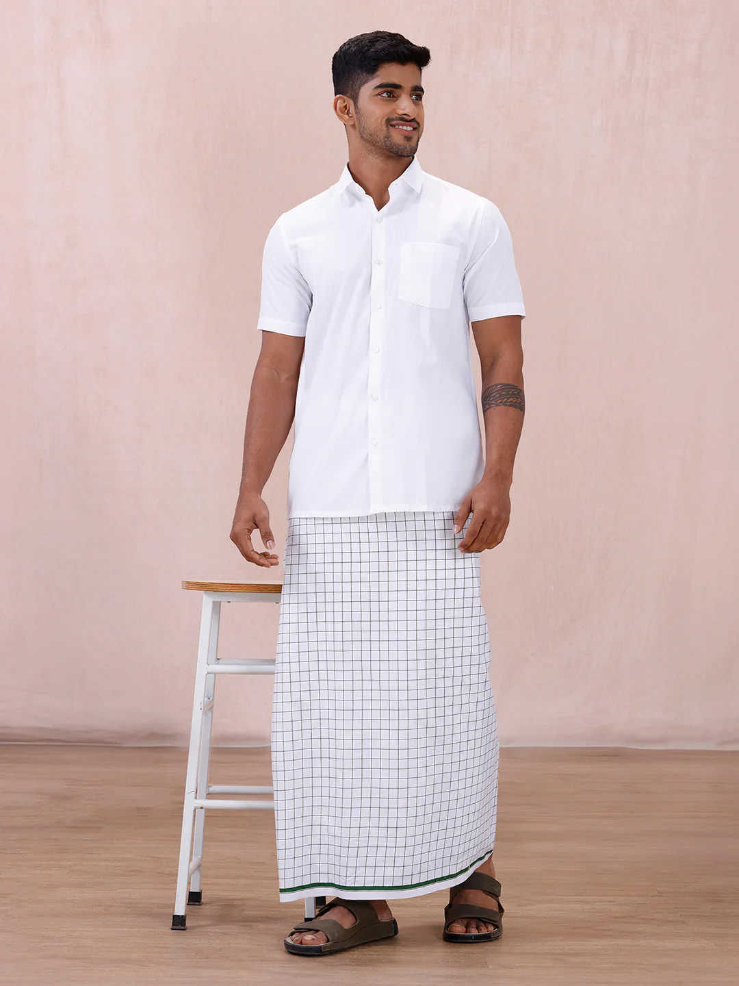 Men 100% Cotton Single Layer White Stitched Lungi with Assorted Colour Checked Shalimar 2M - Image 2
