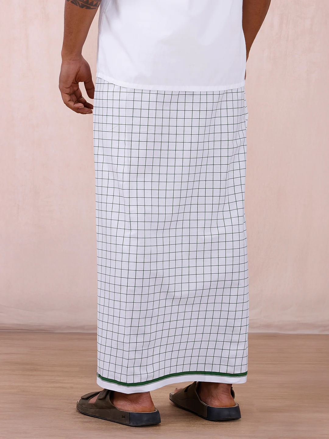 Men 100% Cotton Single Layer White Stitched Lungi with Assorted Colour Checked Shalimar 2M - Image 4