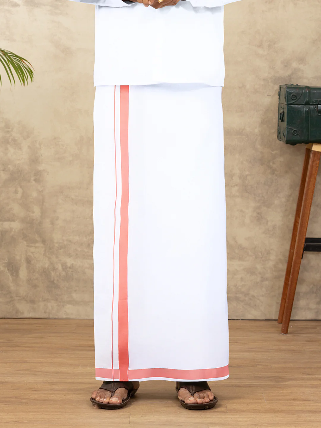 Men Cotton Blend Readymade Single Layer White Dhoti with Big Border GACS18 - Image 5