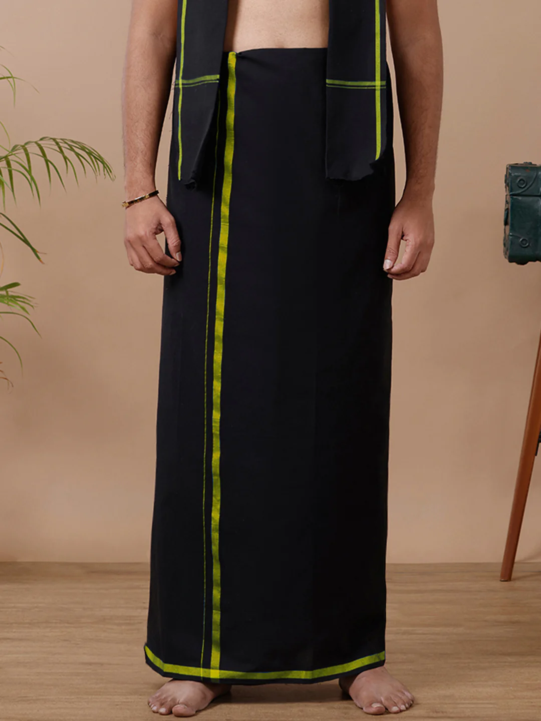 Men Cotton Blend Single Layer Black Dhoti & Towel Set with Green Big Border Makara Jyoti - Image 2