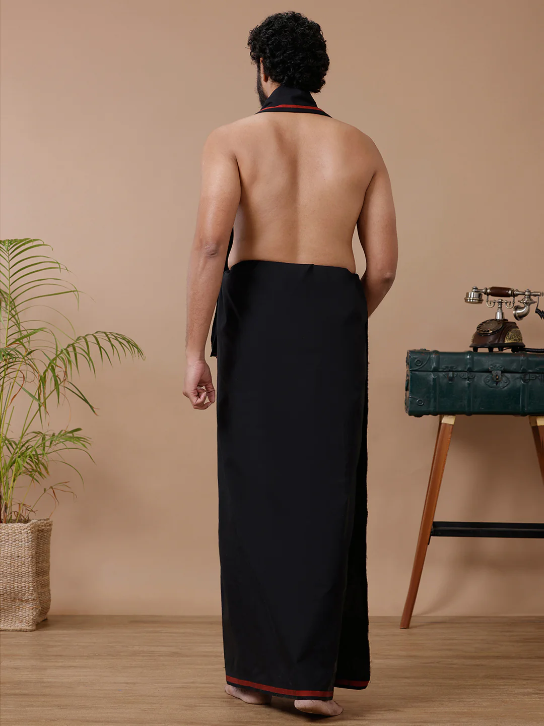 Men Cotton Blend Single Layer Black Dhoti & Towel Set with Red Big Border Makara Jyoti - Image 4