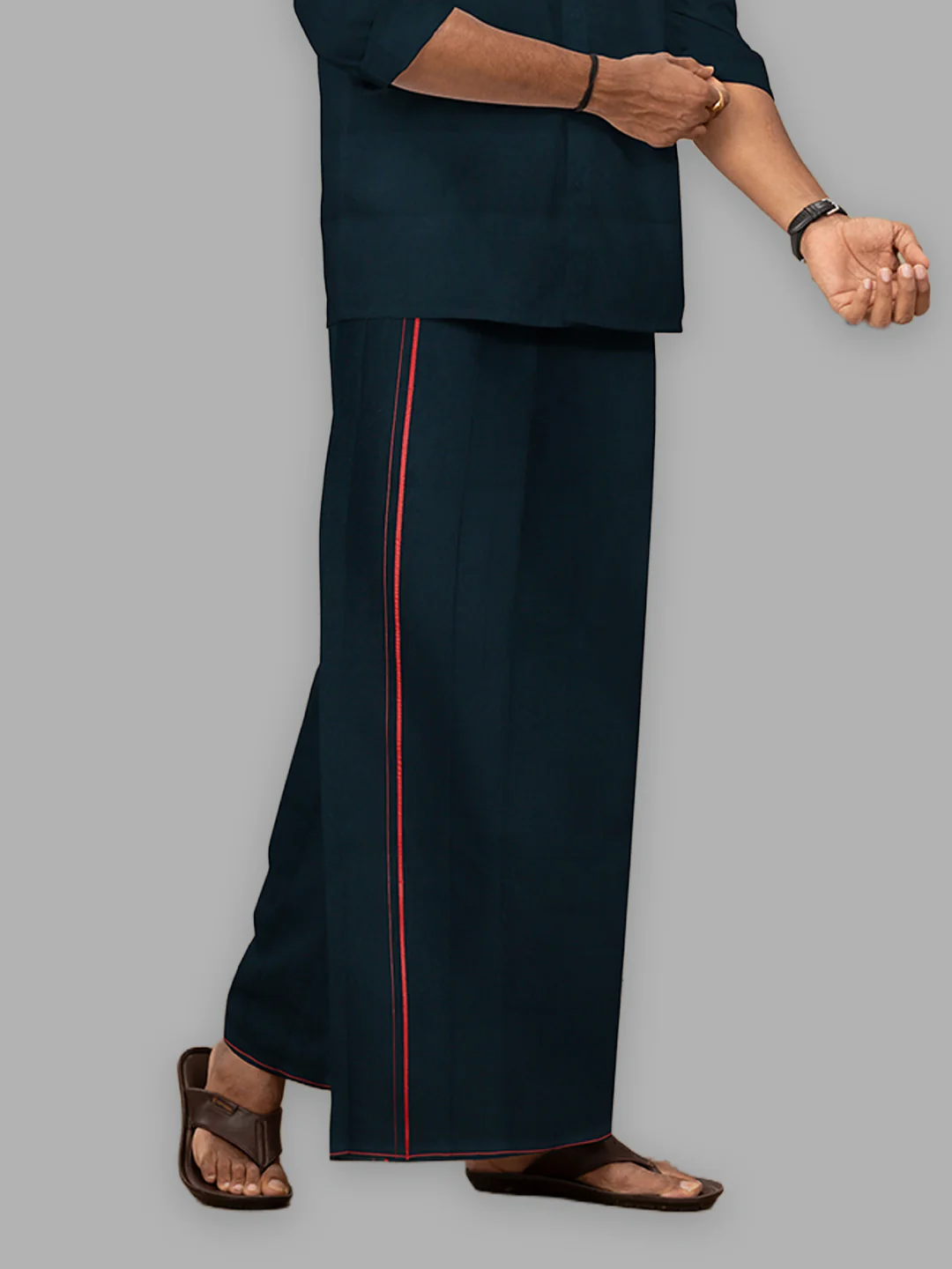 Men Cotton Blend Single Layer Black Dhoti & Towel Set with Red Small Border Sudhan - Image 2