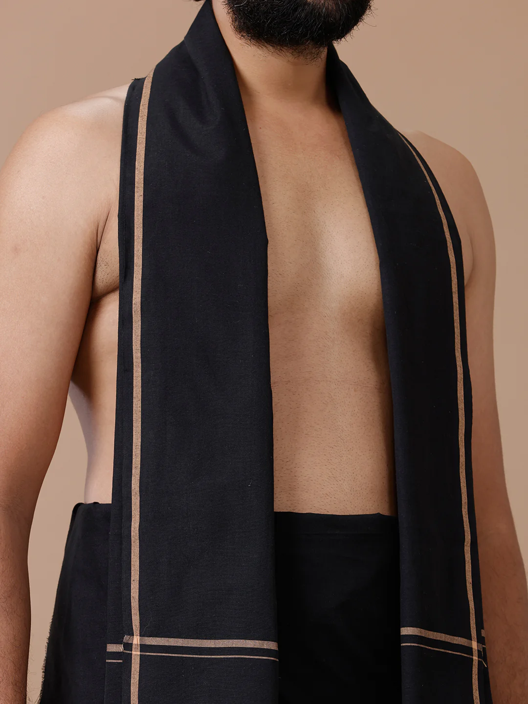 Men Cotton Blend Single Layer Black Dhoti & Towel Set with Sandal Big Border Makara Jyoti - Image 3