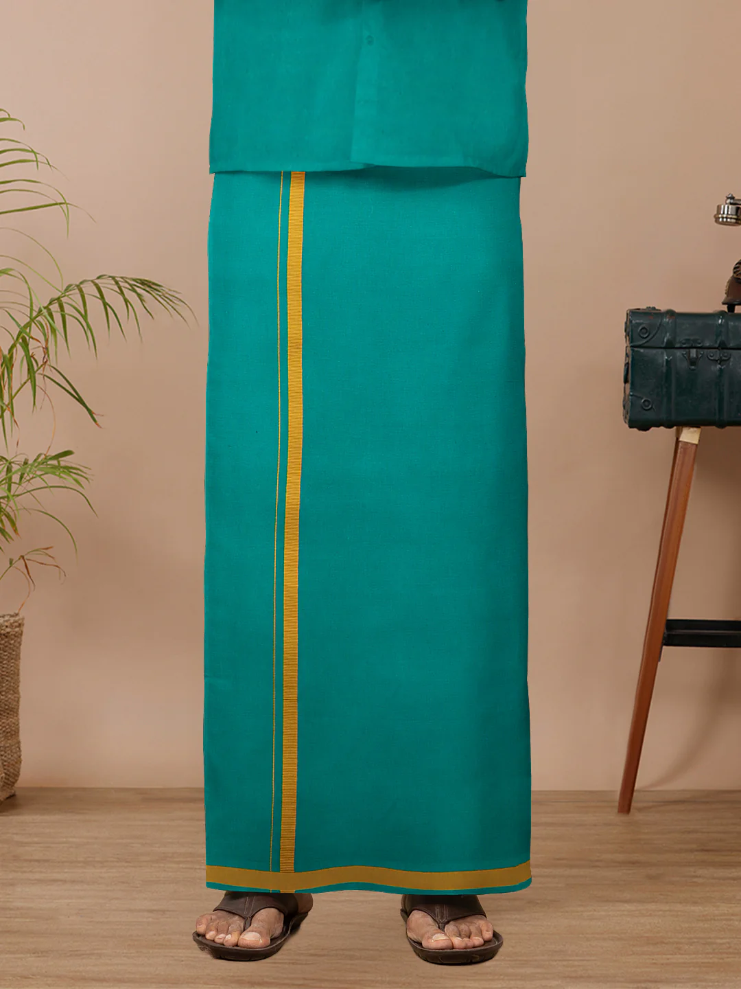 Men Cotton Blend Single Layer Green Dhoti with Big Border Poojan - Image 3