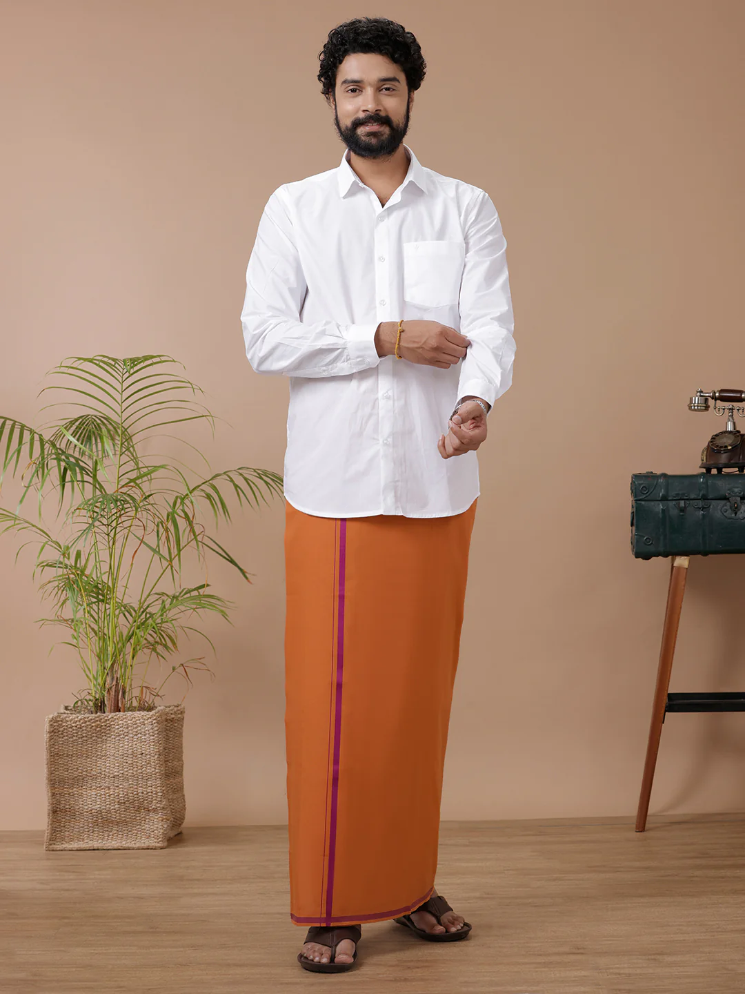 Men Cotton Blend Single Layer Kaavi Dhoti with Assorted Big Border Rishi BB1 - Image 2