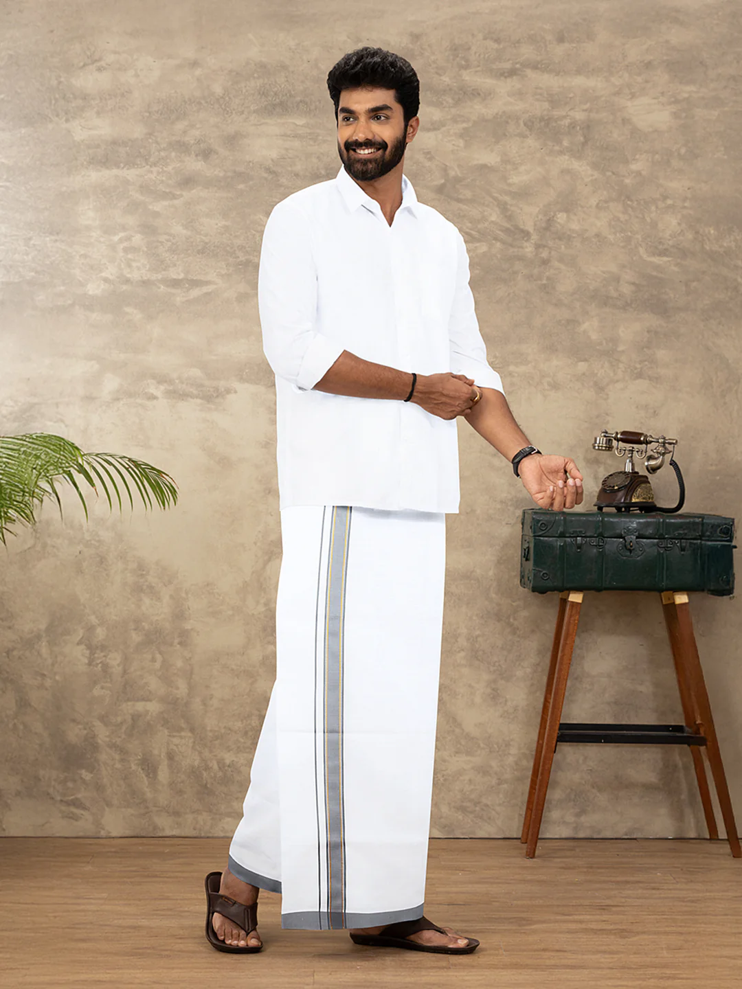 Men Cotton Blend Single Layer White Dhoti with Fancy Jari Border HGF28 - Image 2