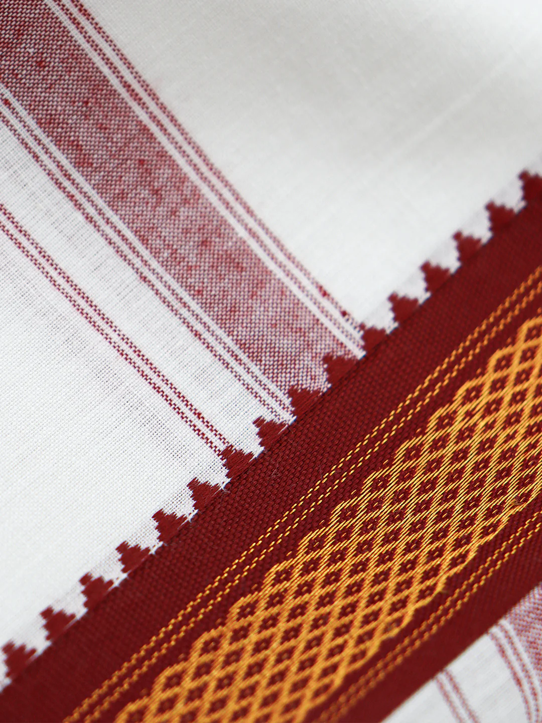 Men Cotton Blend White Angavastram Yamuna Pet - Image 4
