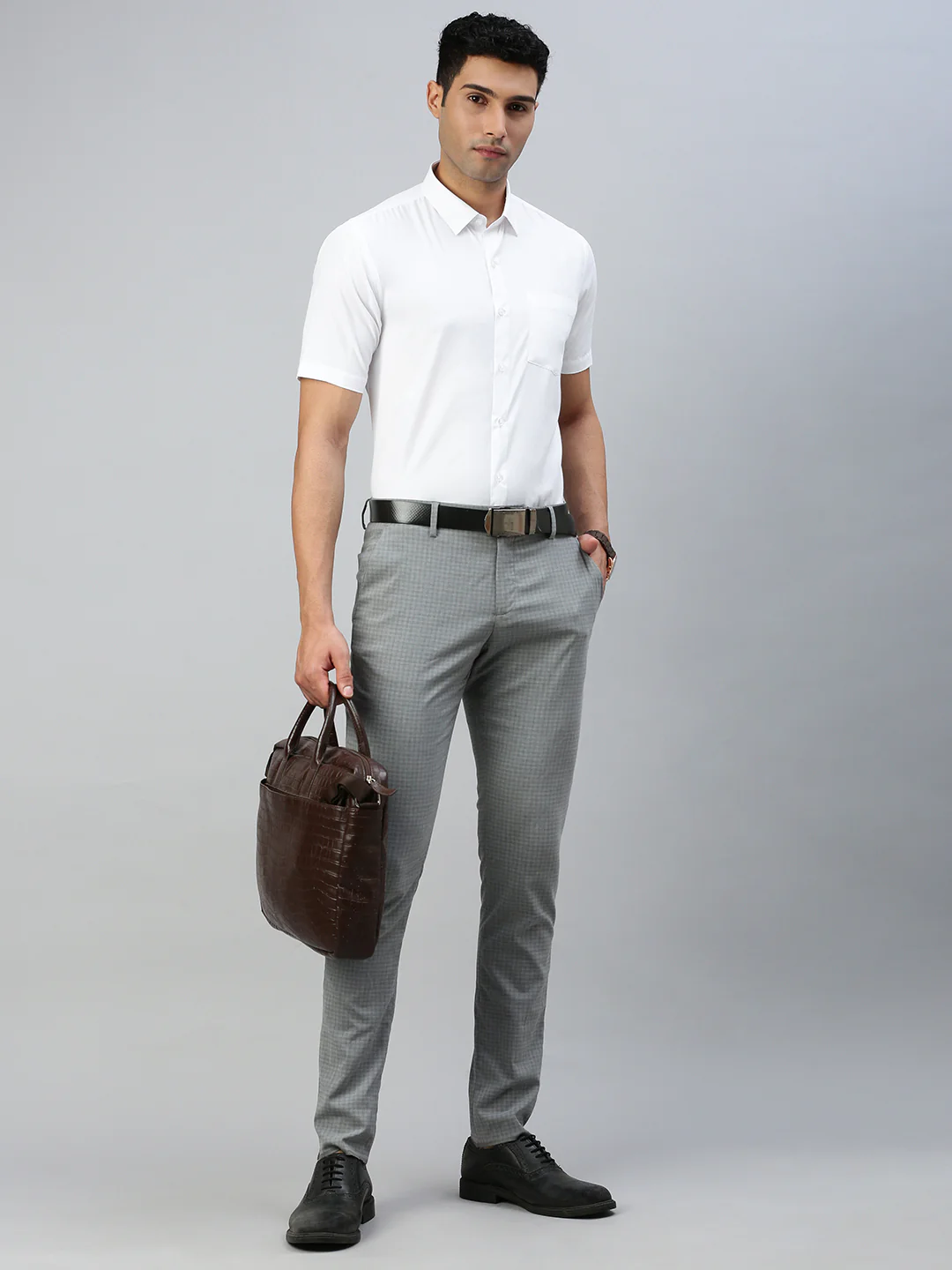 Men Cotton Rich White Half Sleeves Shirt Wewin (2 Pcs Pack) - Image 4