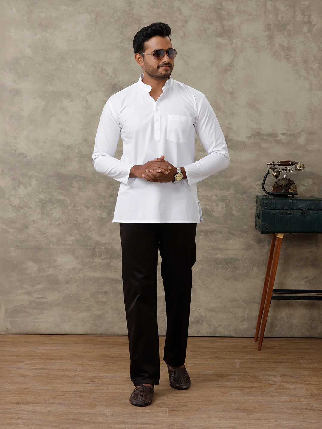 Men Cotton Short Length Plain Pocket Kurta White - Image 2