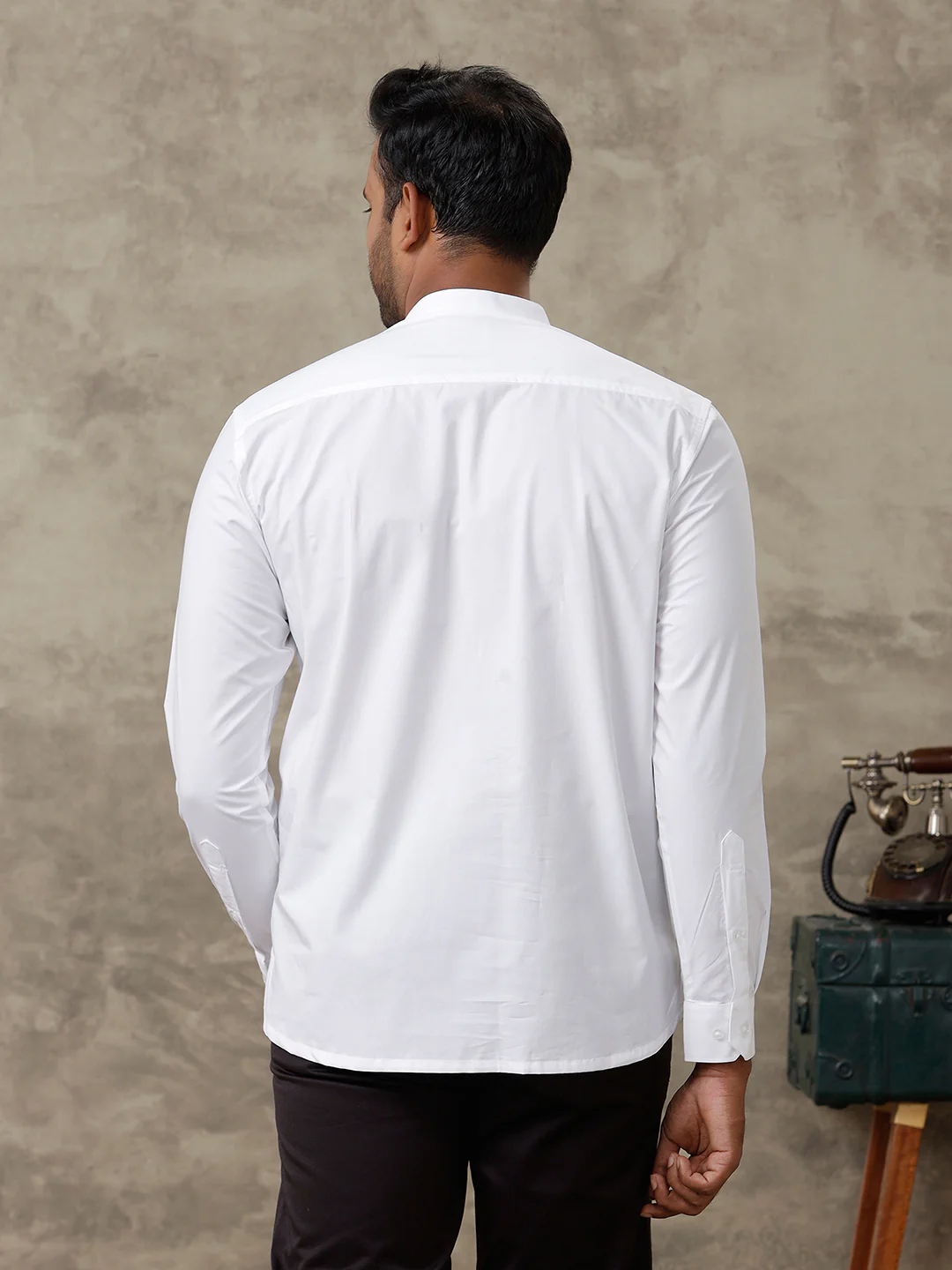 Men Cotton Short Length Plain Pocket Kurta White M16 - Image 4