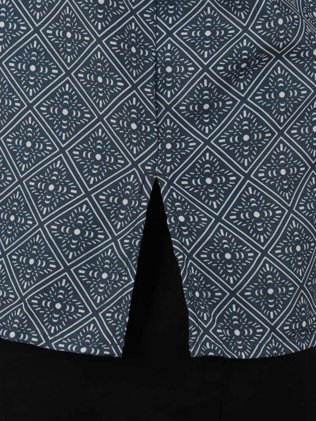 Men Cotton Short Length Printed Pocket Kurta Greyish Blue RH02 - Image 3
