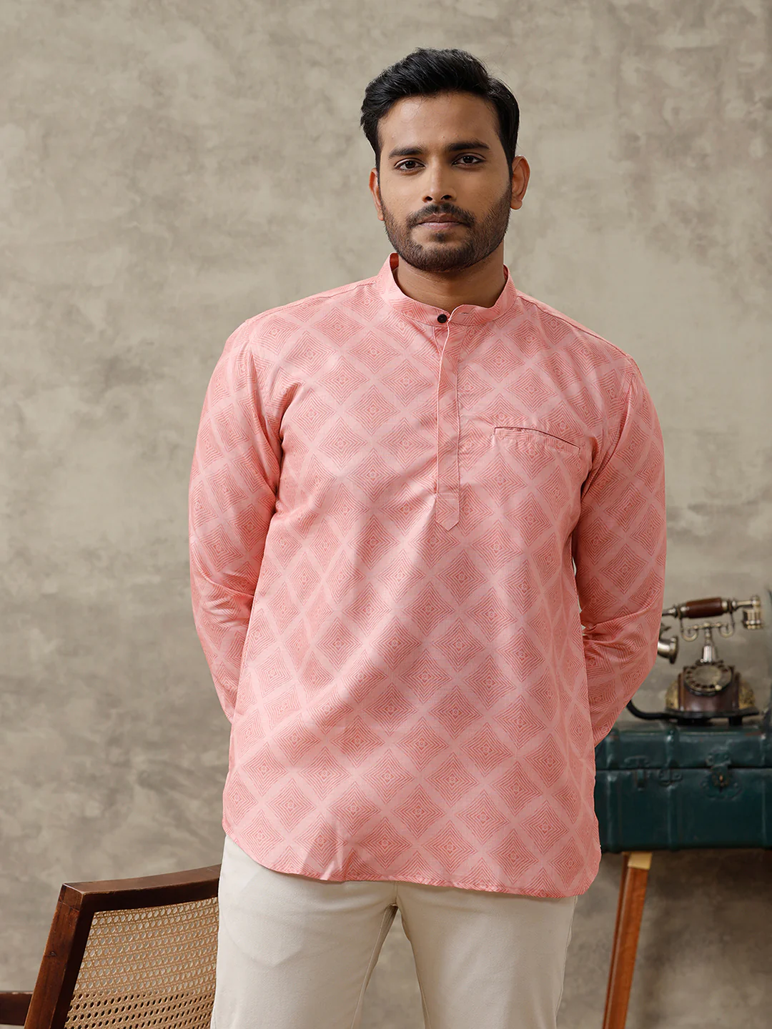 Men Cotton Short Length Printed Pocket Kurta Orangy Pink RH13 - Image 3