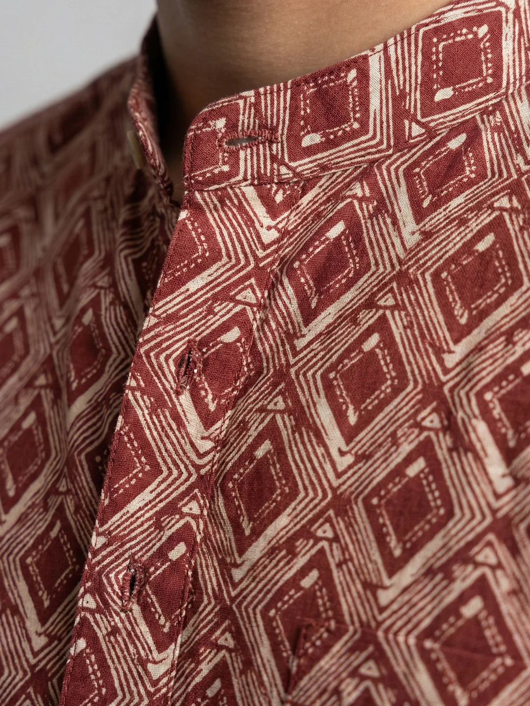 Men Cotton Short Length Printed Pocket Kurta Red OG21 - Image 3