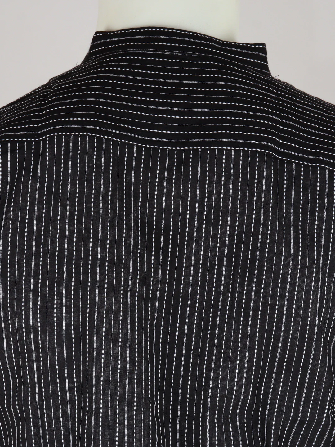 Men Cotton Short Length Stripes Pocket Kurta Black RJ26 - Image 4