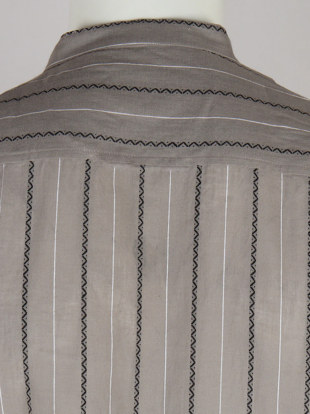 Men Cotton Short Length Stripes Pocket Kurta Silver Grey RJ35 - Image 3