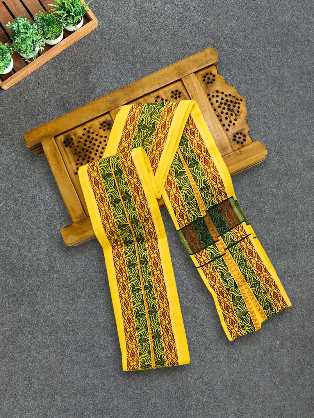 Men Cotton Yellow Towel with Fancy Border 6422 - Image 4
