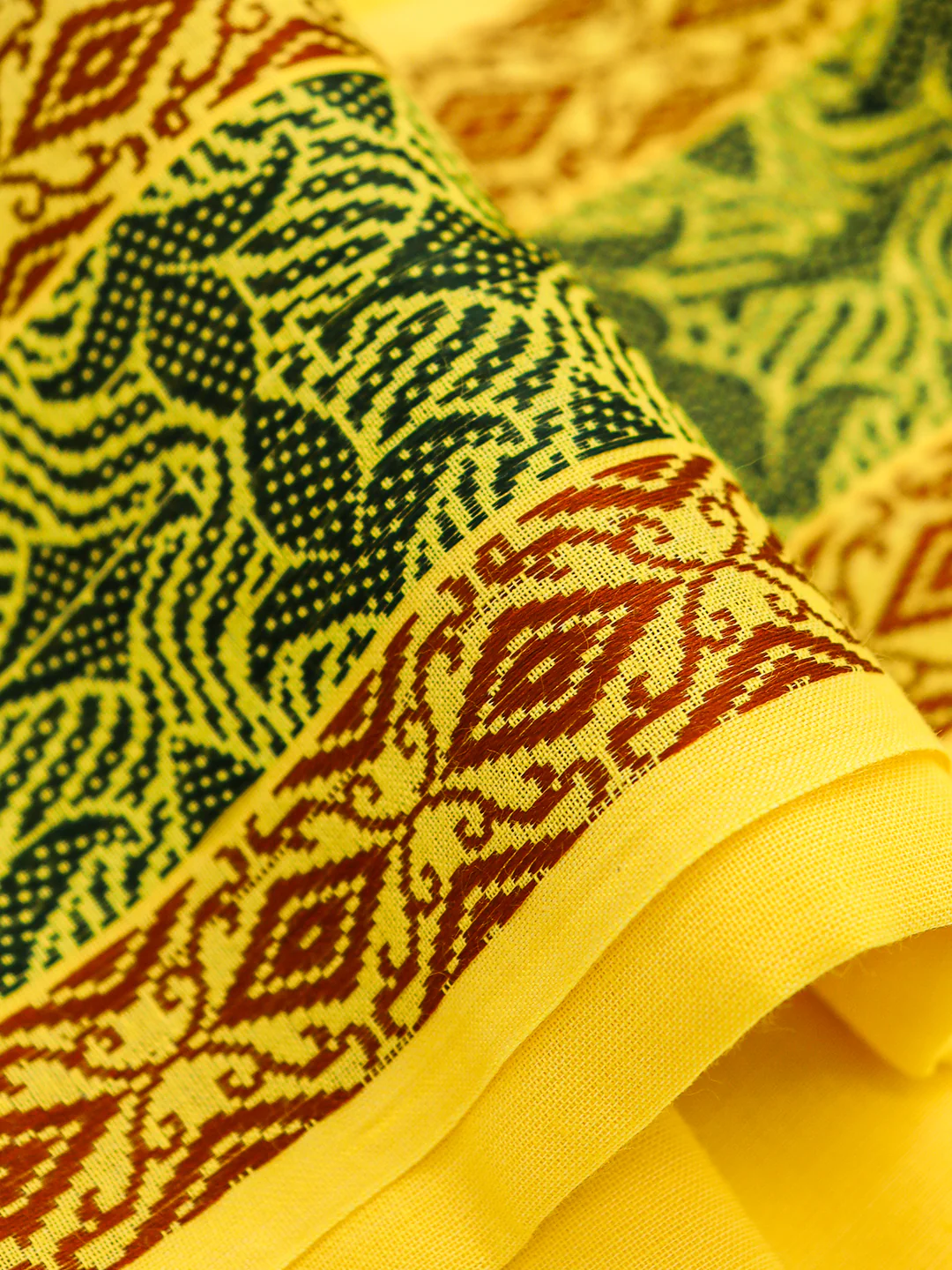 Men Cotton Yellow Towel with Fancy Border 6422 - Image 6