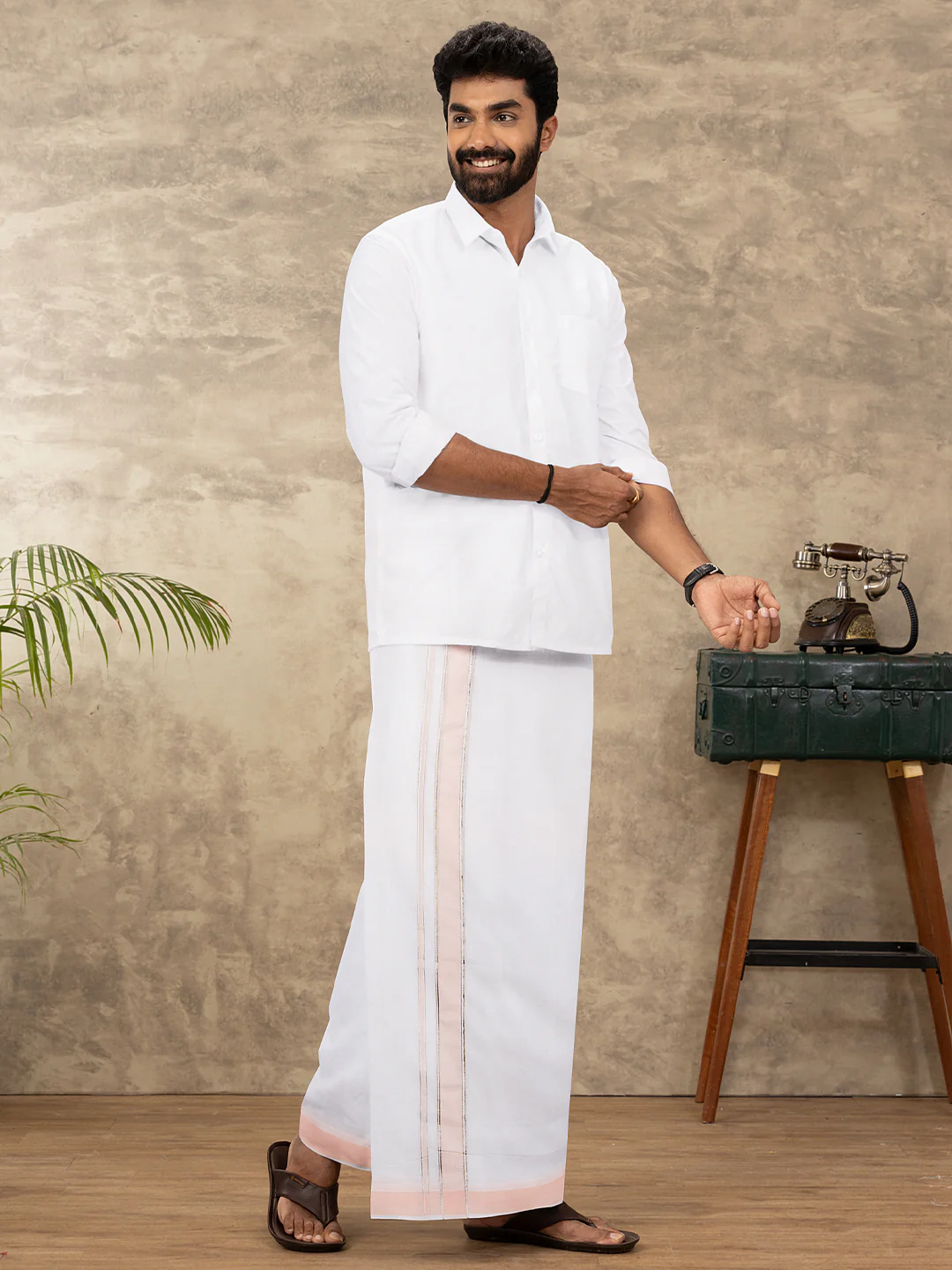 Men Giza Cotton Double Layer White Dhoti with Fancy Jari Border Arani AJF01 - Image 5