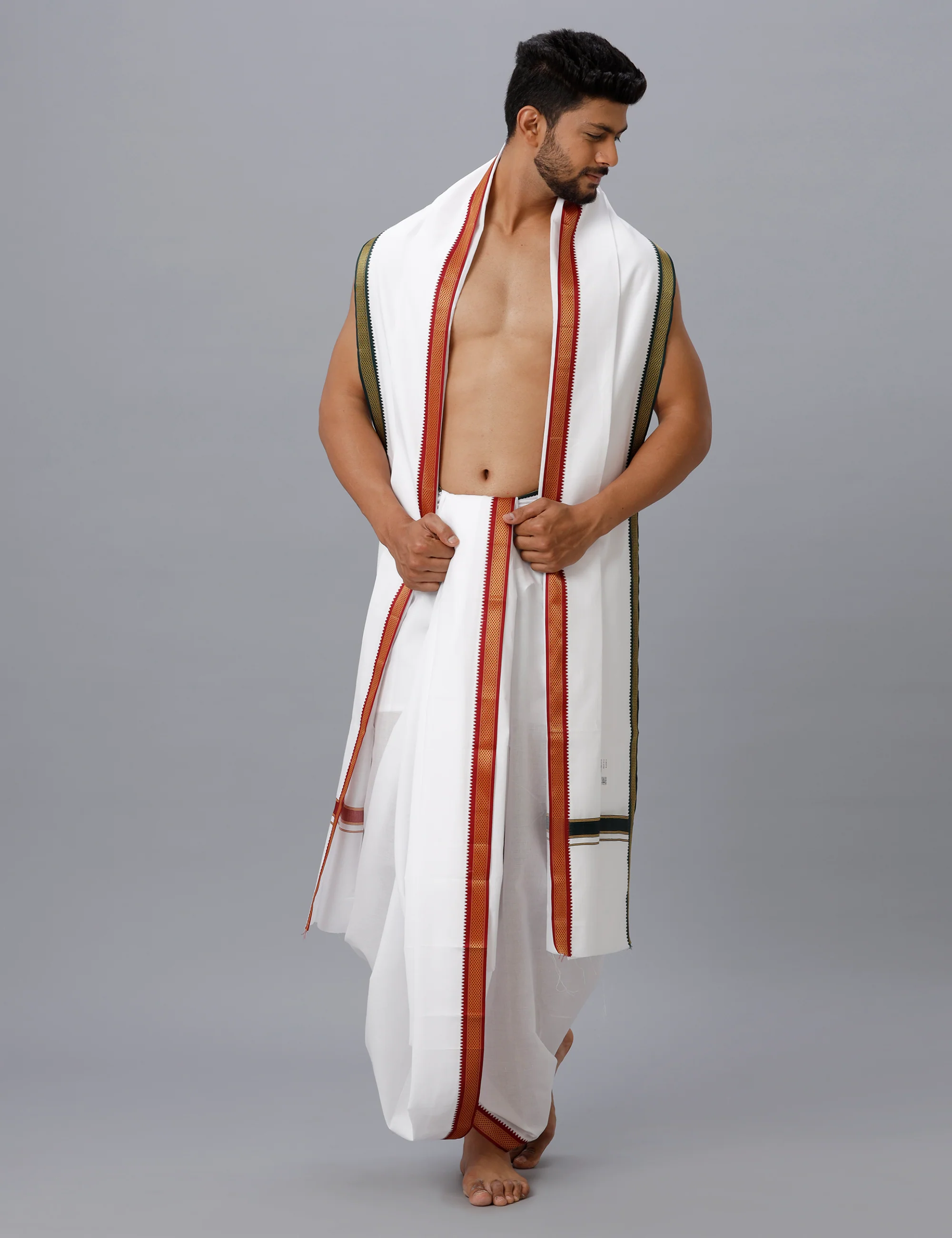 Men Panchakacham with Angavasthram Chakra White (10+6) - Image 3