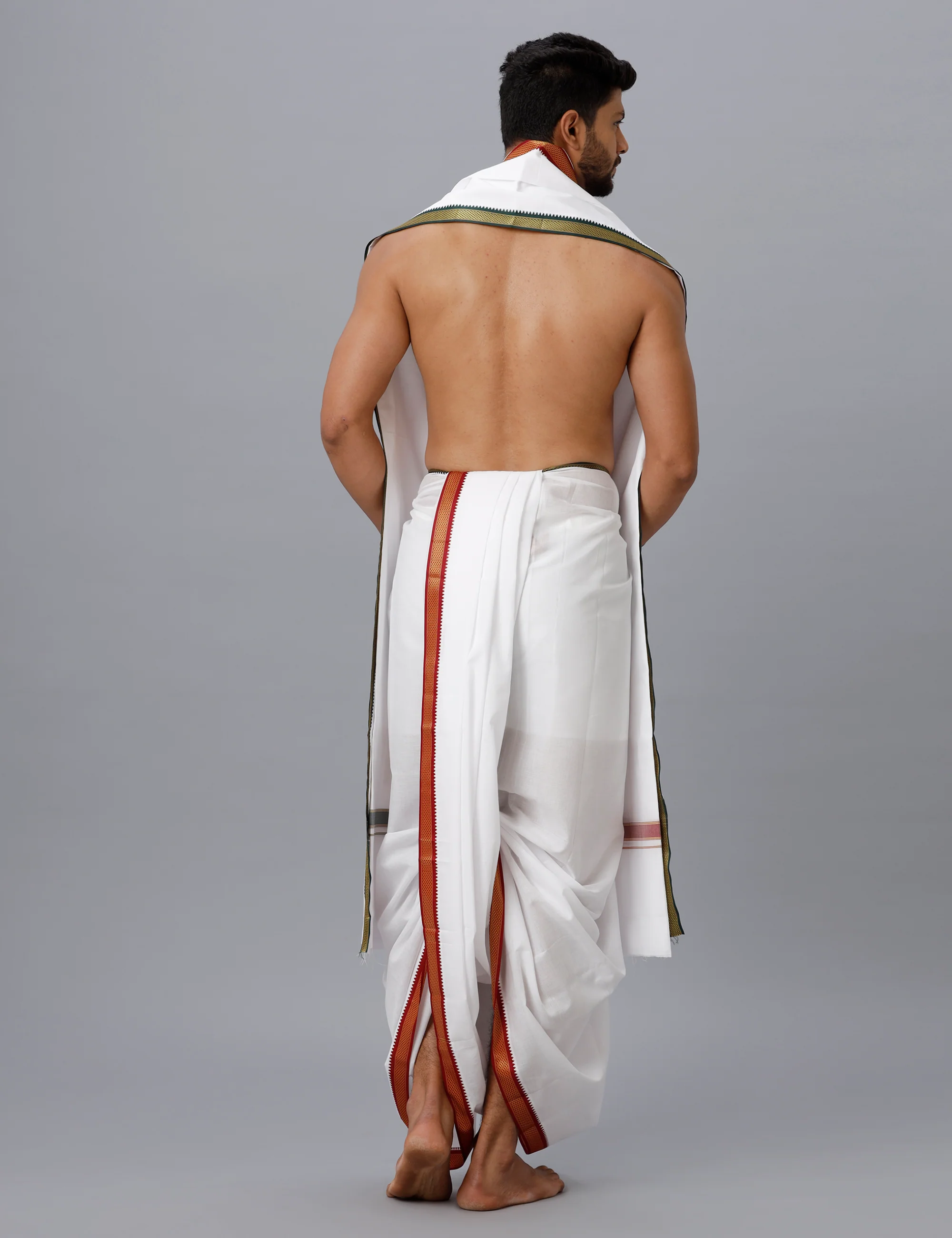 Men Panchakacham with Angavasthram Chakra White (10+6) - Image 4