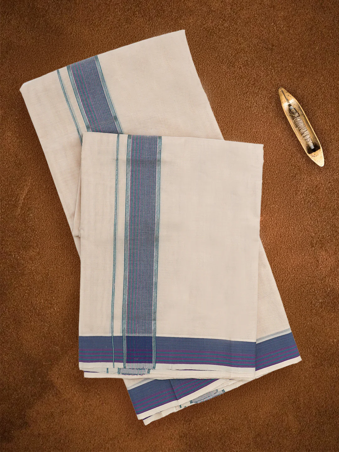 Men Premium Handloom Cream Dhoti with Fancy Border HLM94 - Image 3