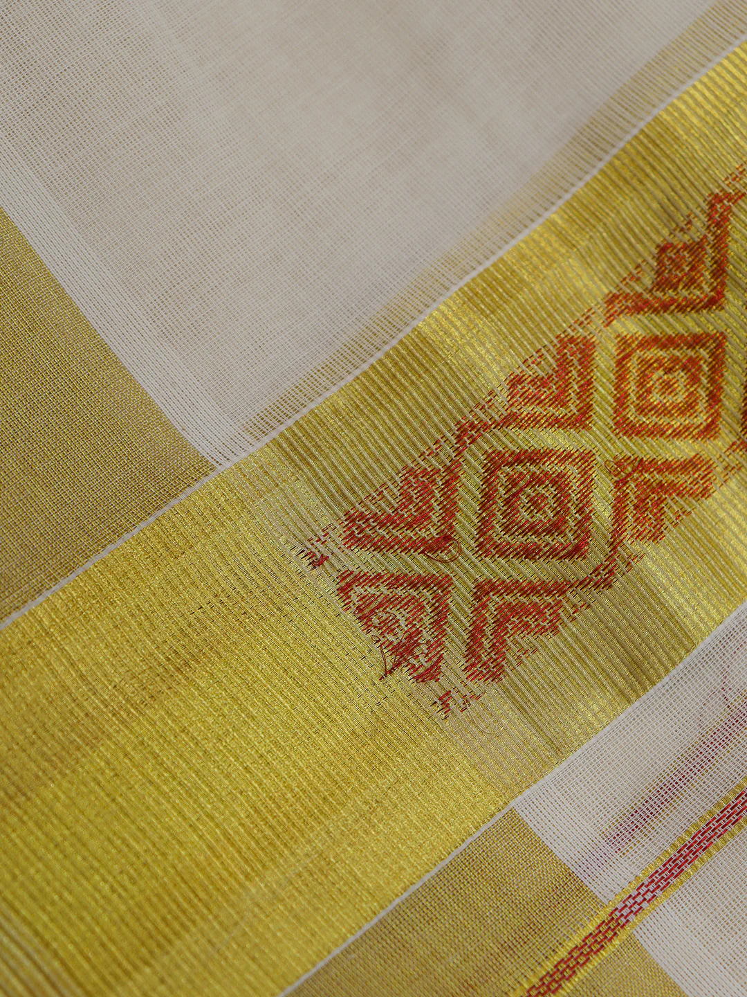 Men Premium Handloom Cream Dhoti with Fancy Jari Border HLM109 - Image 4