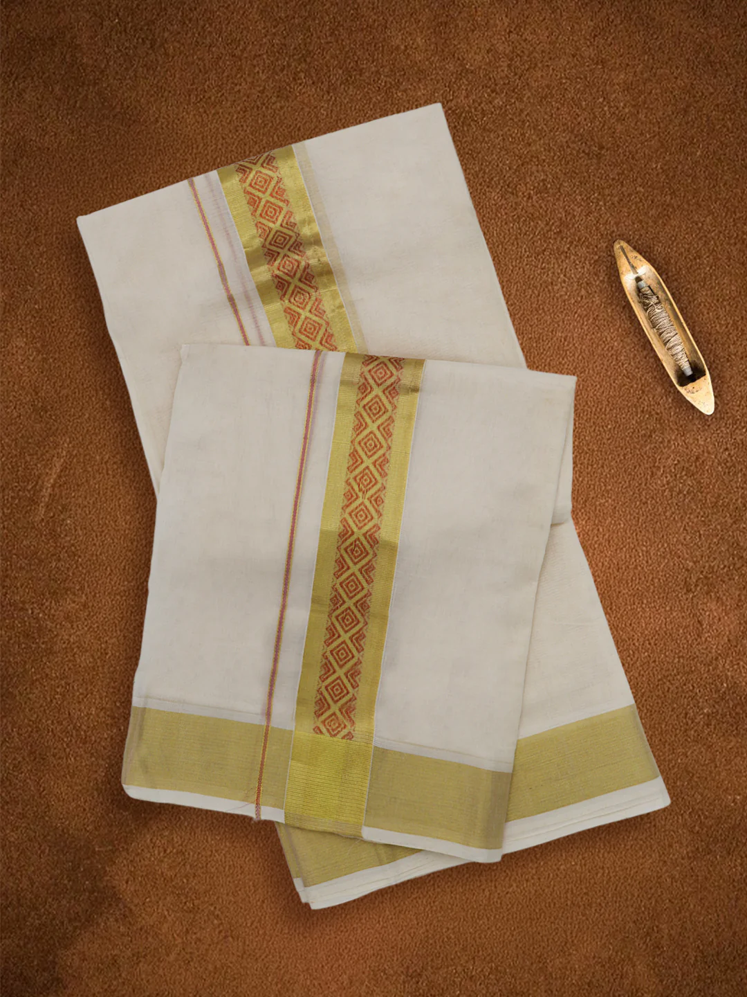 Men Premium Handloom Cream Dhoti with Fancy Jari Border HLM109 - Image 5