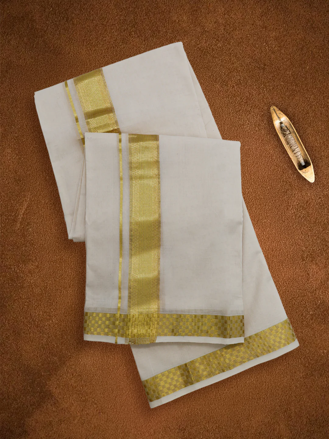 Men Premium Handloom Cream Dhoti with Gold Jari Border HLM98 - Image 5