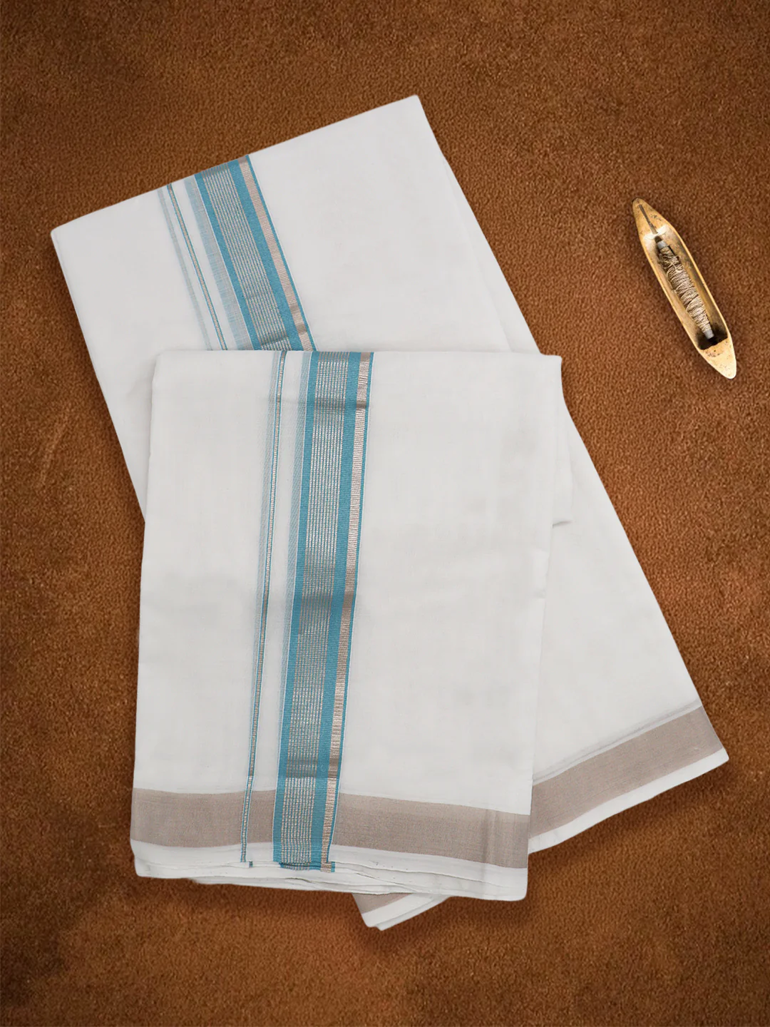 Men Premium Handloom White Dhoti with Fancy Jari Border HLM117 - Image 4